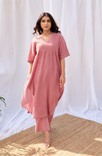 Load image into Gallery viewer, Salmon Pink  easy fit Kurta Set
