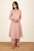 Load image into Gallery viewer, Aaina Dusty Pink Kota doria Suit Set
