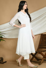 Load image into Gallery viewer, White Kota Doria Kurta
