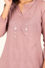 Load image into Gallery viewer, Noor Mauve Kota doria Suit Set
