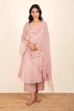 Load image into Gallery viewer, Aaina Dusty Pink Kota doria Suit Set
